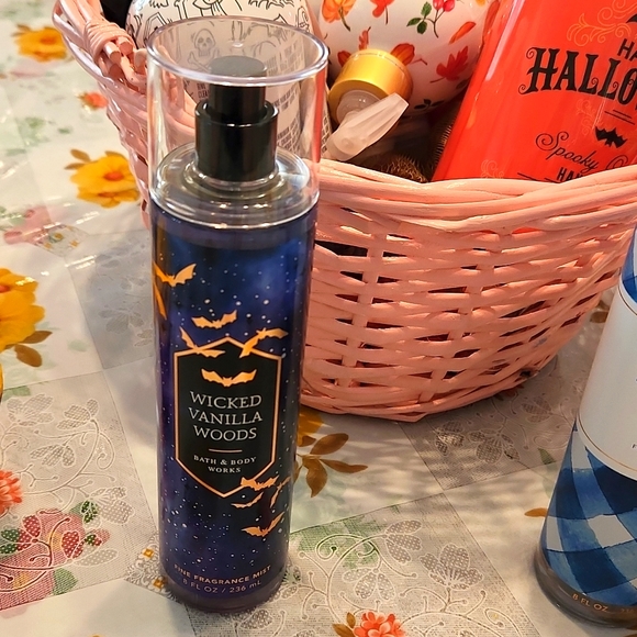 Bath & Body Works Other - 🆕🍁🎃👻Wicked Vanilla Woods